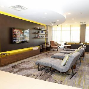 Courtyard By Marriott Toronto Brampton